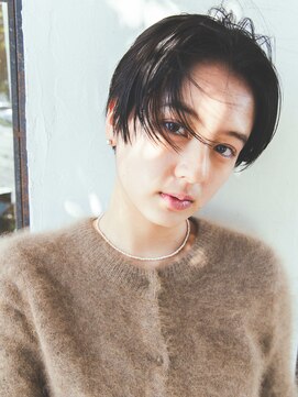 アル(AL) 【AL】宮内走 センターパートで小顔に見せる大人ショート