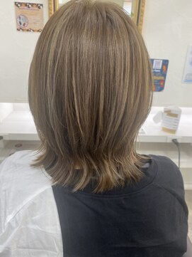 ビューティー シャレンド 20代30代40代スタイリング簡単♪小顔効果◎外ハネレイヤーカット