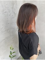 リベルタ(LIBERTA)&nbsp;チラッと見えるオシャレオレンジ