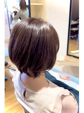 ギャラリー(GALLERY) 黒髪/グレーベージュ/レイヤーロング/前髪パーマ/白髪ぼかし