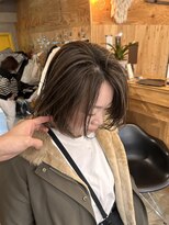 ウィークエンド(WEEKEND)&nbsp;ブリーチデザイン大人ショート