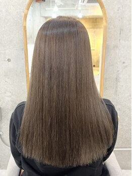 スリーセブントウキョウ(37-Tokyo)の写真/次世代型髪質改善トリートメント【COREME】で美髪チャージ♪うねりやパサつきも解消するエイジングケア◎