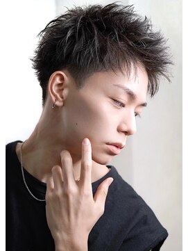 ゼロ 渋谷(XeRo) ツーブロック刈り上げ【爽やかアップバングショート】