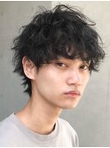 波巻きパーマツイストスパイラルパーマセンターパート刈り上げ