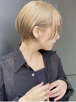 トルネード(TORNADO)&nbsp;外国人風ショート ベージュ ハンサムショート ショートボブA0127