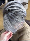 脱白髪染めホワイトシルバーバレイヤージュ×ブリーチ３回