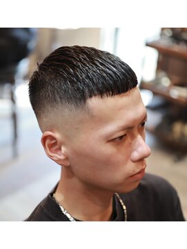 リルホビーズメンズグルーミング(Lil Hobbys Men's Grooming) クロップスタイル