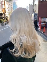 オニキス(ONYX)&nbsp;ニュアンスカラー艶髪ハイトーンシルキーベージュ韓国へア