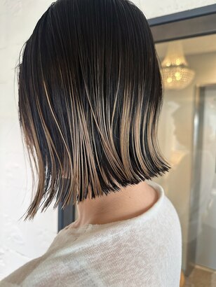 2026年夏】ショート グラデーションの髪型・ヘアアレンジ｜人気順 