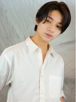 プレイ(SARA BEAUTY×LIFESTYLE PLAY)の写真/"トレンドスタイル"今っぽさNo.1！韓国風センターパートで清潔感＆色気を両立[天神/大名/今泉]