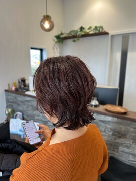 テフ(tefu) ナチュラルなクセを活かしたショートスタイル×秋冬暖色カラー