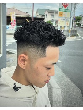 ログ(.6 ROGU) 松山メンズカット/バーバー/シェービング/フェード/メンズパーマ