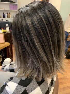 テトラ ヘアー(TETRA hair) コントラストバレイヤージュ