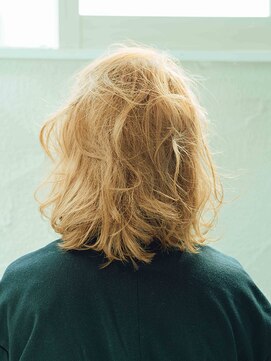 プロデュース 町田店(Produce) ハイトーンワンレングスミディボブ