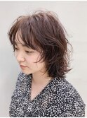 ウルフ ミディアム レイヤー パーマ シースルーバング  