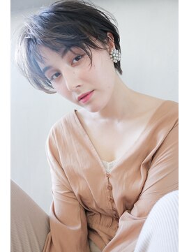 アルバム 銀座(ALBUM GINZA) ニュアンスショート_オリーブカラーハイライトカラー_37247