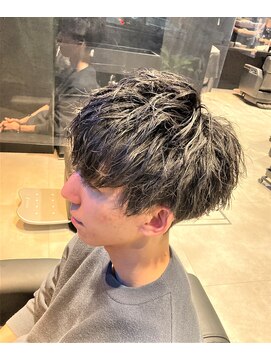 メンズフィール 南森町(MENS FEEL) 韓流風☆ソフトツイストスパイラルナチュラルパーマ