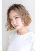 ハイトーン切りっぱなしボブ