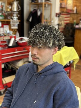 ハスキー(Husky) スペインカール