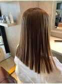 髪質改善縮毛矯正でサラツヤストレート