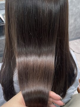 フォンド 津田沼(fond.) デザインカラー/レイヤーカット/ウェットヘア/オリーブベージュ