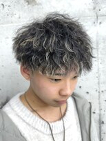 ビューブルー 亀戸錦糸町(VIEW BLUE)&nbsp;縦落ちツイストスパイラル/波巻きパーマ/シャドウパーマ