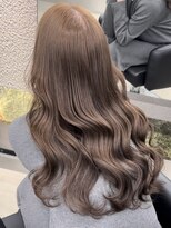 ペレ 栄 アネックス(PELE栄ANNEX) 暗髪/ツヤ髪/韓国/レイヤーカット/前髪カット/トリートメント/栄