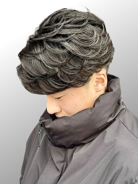 アノ(Ano.) 大分ニュアンスパーマセンターパートフェザーパーマ毛流れパーマ