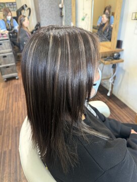 サロンドユニック(salon de UNIC) コントラストハイライトライトベージュスタイル