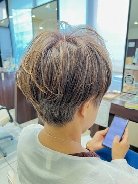 ヘアープレイス クリアライン 澄川店(hair place CLEAR LINE) 白髪をぼかしショートスタイル！