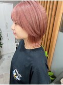 【トレンド】ブリーチ　ピンクベージュカラー　レイヤーボブ