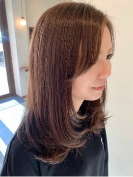 ツムギ ヘアー(tsumugi HAIR) アッシュカラーレイヤースタイル