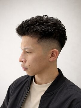 ジ オブスキュア(THE OBSCURE) 【直毛の方必見】フェード×パーマ