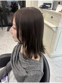 グレージュ、切りっぱなしボブ