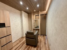 キノトミ(kinotomi)の雰囲気(穏やかな朝をイメージしたお部屋「秘色(ひそく)」)