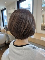 ホワイトハウス 芦屋さくら並木店(WHITE HOUSE)&nbsp;大人可愛いショートボブ