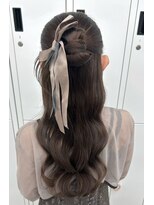 スタイル 横浜(STYLE)&nbsp;結婚式お呼ばれヘアセット／ハーフアップシニヨン/横浜駅/リボン