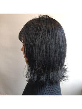 アウルム 下北沢(aurum) 【ミディアム】暗髪ネイビー