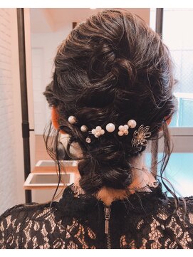 ザブックハンドサロン(The book hand salon) ヘアアレンジ