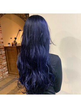 エイミー(Aimee) Aimee 町田 ブリーチ必須 ネイビーブルー