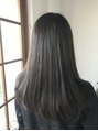 ムエール(mouair)&nbsp;光に当たると柔らかく透ける透明感が魅力の大人グレージュ◎