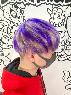 トリックストア(TRICK STORE) 【派手髪】【心斎橋】メッシュ デザインカラー マッシュ