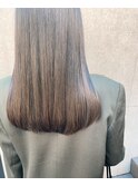 デザインカラーレイヤーカットウェットヘア夏オリーブベージュ