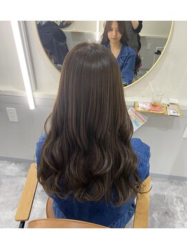 エンド 大阪梅田(&) オリーブベージュ