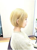 ◆韓国系ミニボブ ＆ ダブルカラー◆ブリーチ＆ピュアベージュ◆