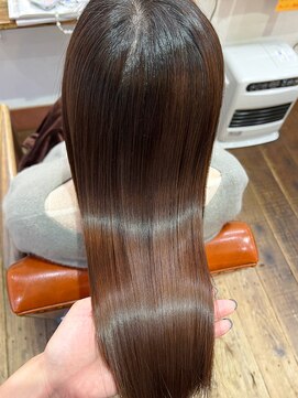 ル コワン ククー(Le coin coucou) 酸性ストレート