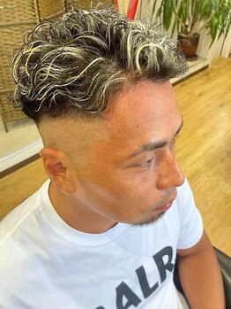 ディ グラント(D GRANT)の写真/【22時まで営業】本格プライベートサロン＃受賞歴ありの人気実力派Stylistがマンツーマンで担当★