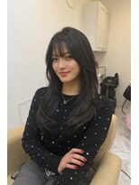 キューミー(Qmee) レイヤーカット 暗髪 ブルーブラック 錦糸町