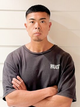 ダッド(DAD) [クロップ]