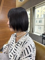 フルール(fleur) レイヤーボブ切りっぱなしボブ大人ボブショート黒髪